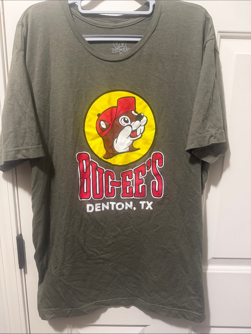 Buc-ee's Olive Green Short-Sleeve Logo Tee